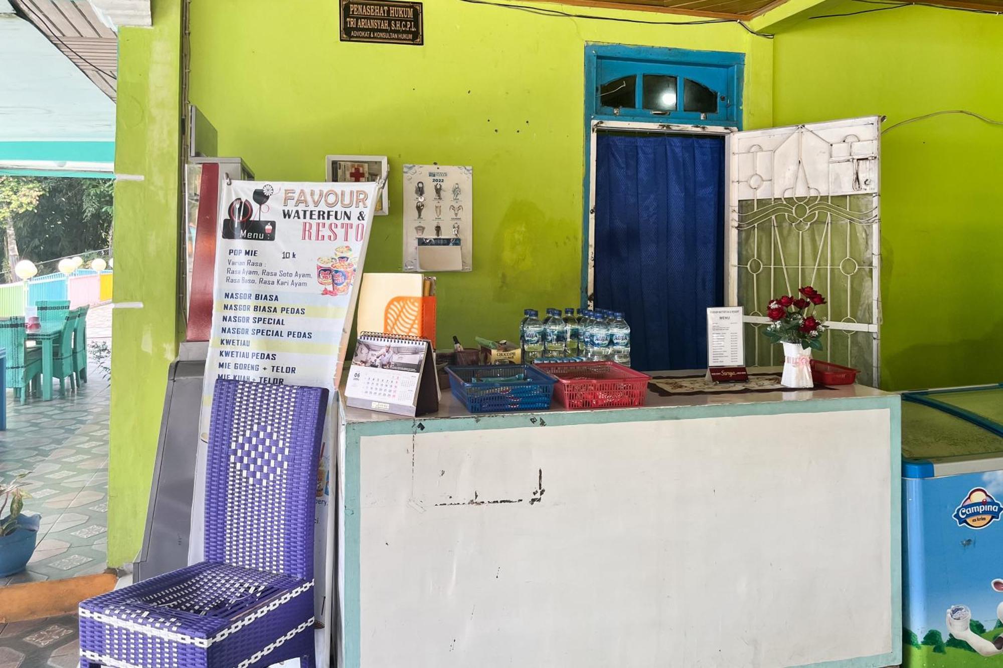 Reddoorz At Villa Waterfun Favour Pagar Alam Pagaralam Exterior photo