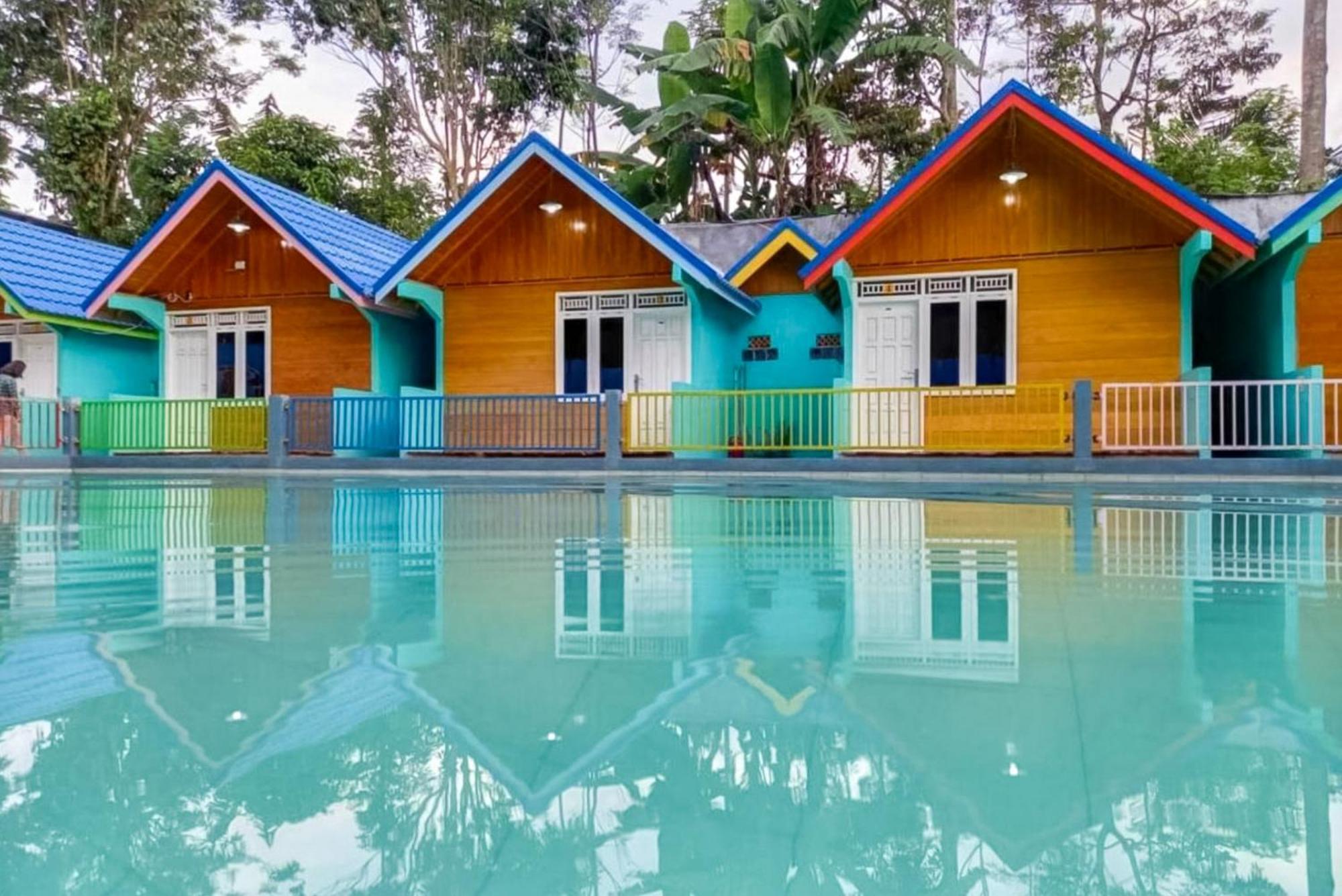 Reddoorz At Villa Waterfun Favour Pagar Alam Pagaralam Exterior photo